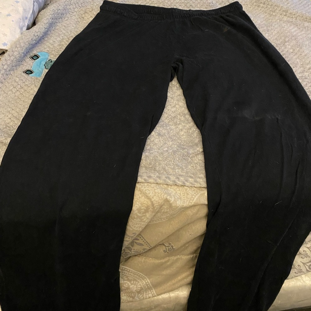 athletic pants